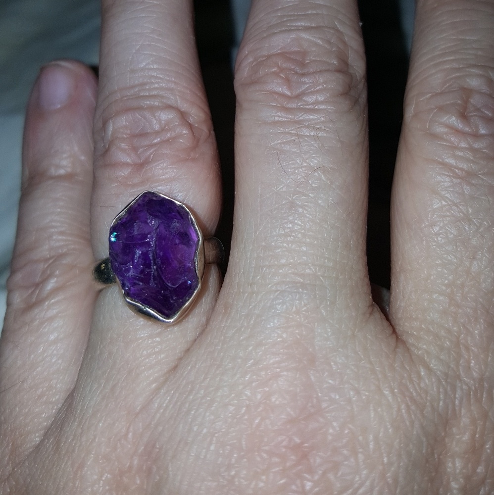 Beautiful amethyst rough stone ring